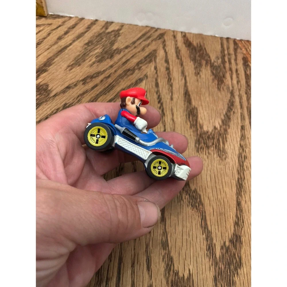 Gamer‎ Kids Hot Wheels Mario Kart Sneeker 1:64 Blue Red GBG30